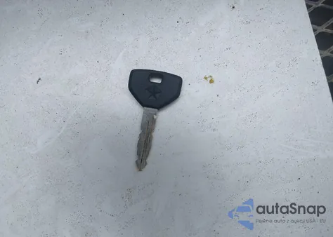 2000 Dodge Dakota Slt/Sport z USA, uszkodzony, nr VIN 1B7FL26X9YS558172